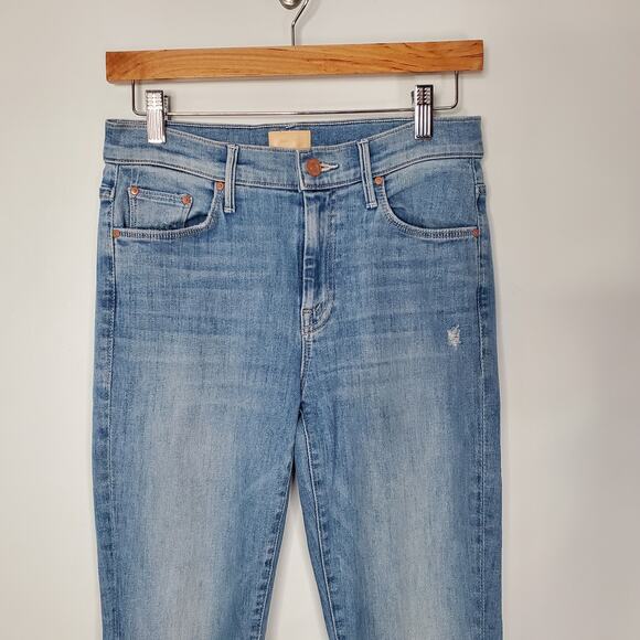 Mother The Weekender Fray Flared Jeans Dreamer Blue Denim Stretch USA Size 27 - Picture 4 of 11